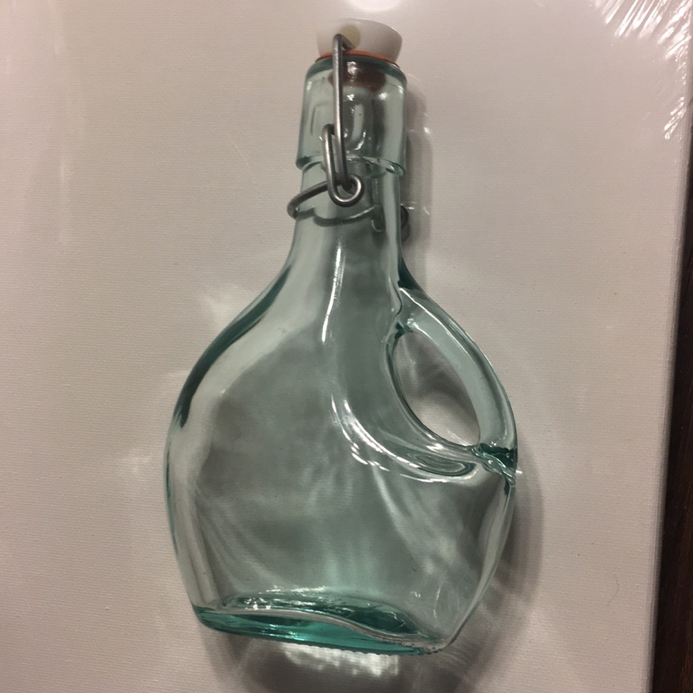 Single Eddington 200 ml glass jug